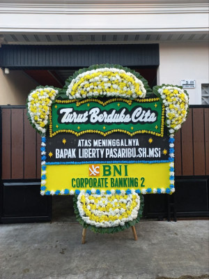 Papan Bunga Duka di Cipinang Muara