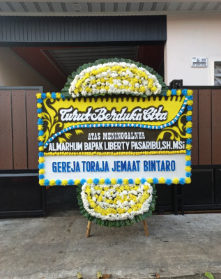 Papan Bunga Duka di Cipinang Muara